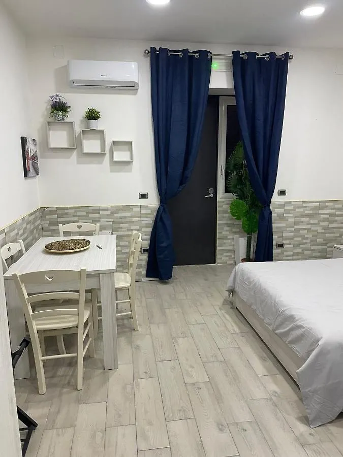 Apartment Casa Vacanze Luisa Naples Italy